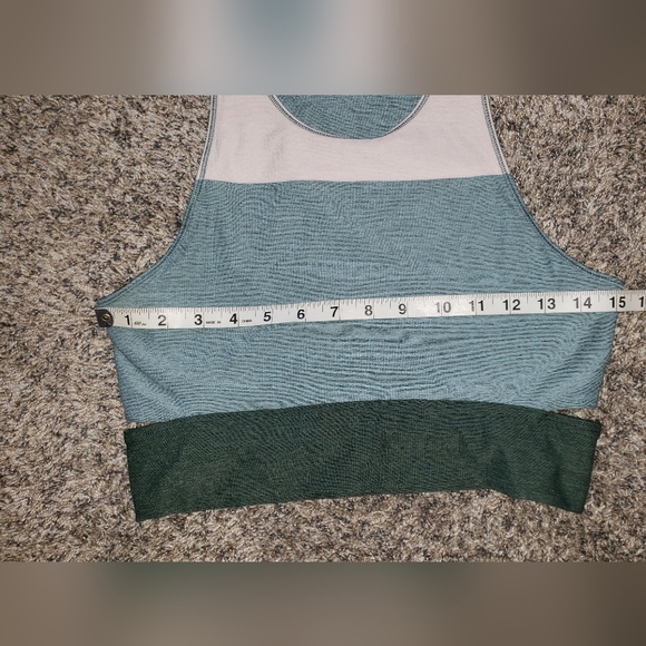 Outdoor Voices| Racer Back Slash Back Sports Bra - Picture 6 of 7